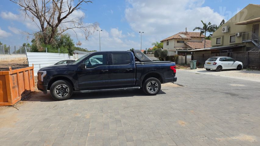 מודעת רכב פורד F-150