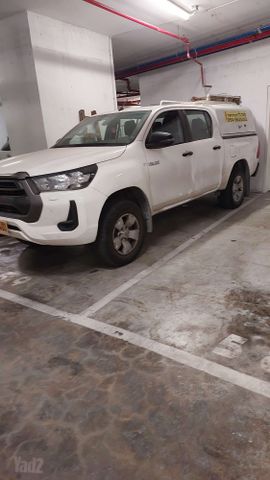 מודעת רכב טויוטה היילקס