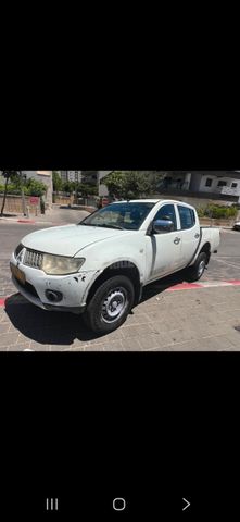 מודעת רכב מיצובישי טרייטון / L200