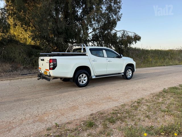 מיצובישי טרייטון / L200