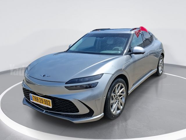 מודעת רכב ג'נסיס GV70