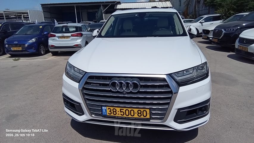 מודעת רכב אאודי Q7