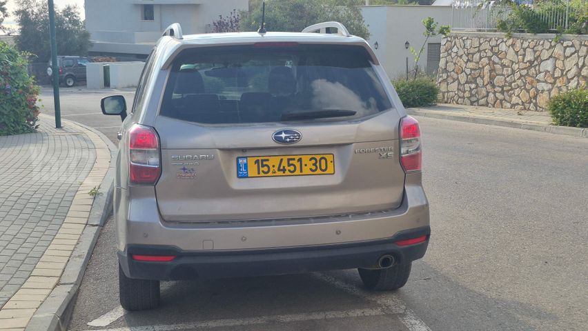 סובארו פורסטר
