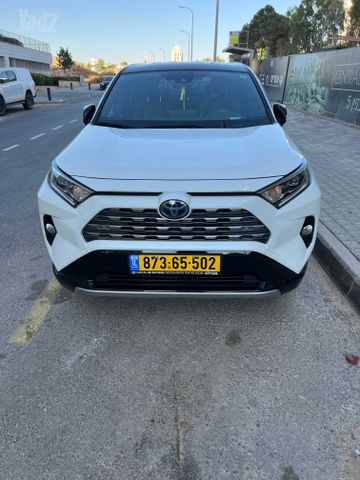טויוטה RAV4