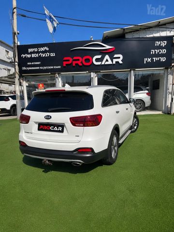 קיה סורנטו