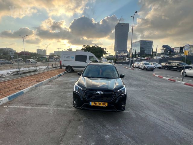 סובארו פורסטר