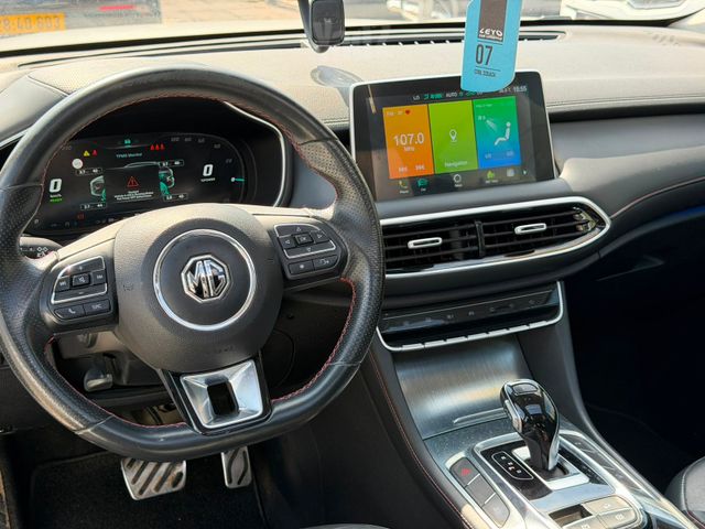 אם ג'י EHS PHEV