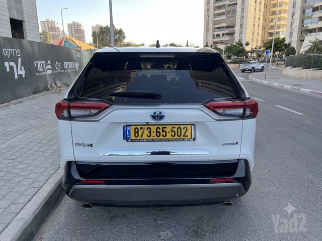 מודעת רכב טויוטה RAV4