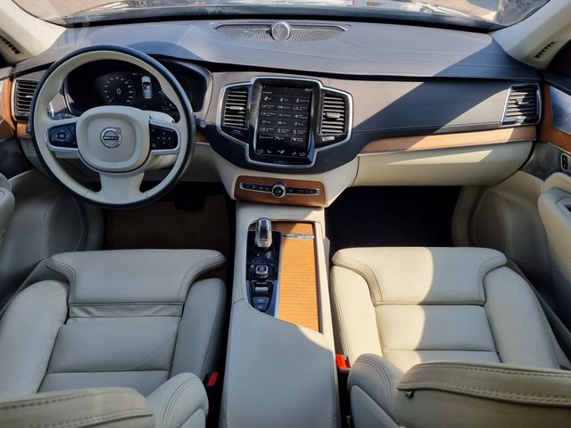 וולוו XC90