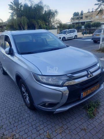 מיצובישי אאוטלנדר