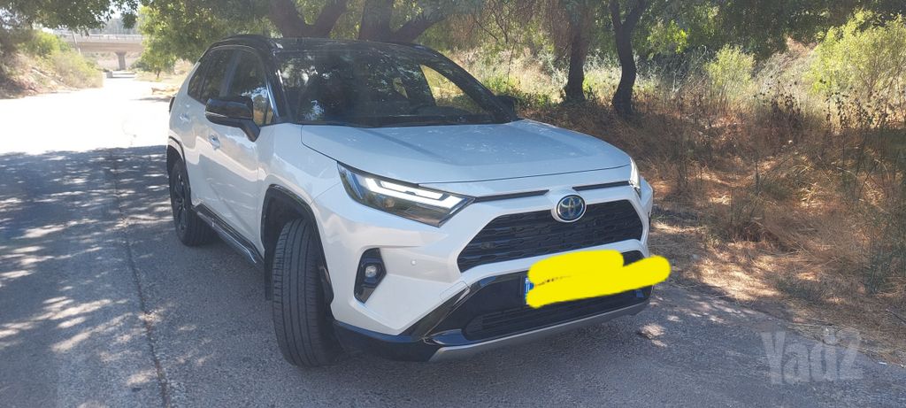טויוטה RAV4