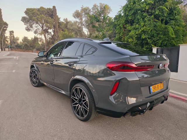 ב מ וו X6 M