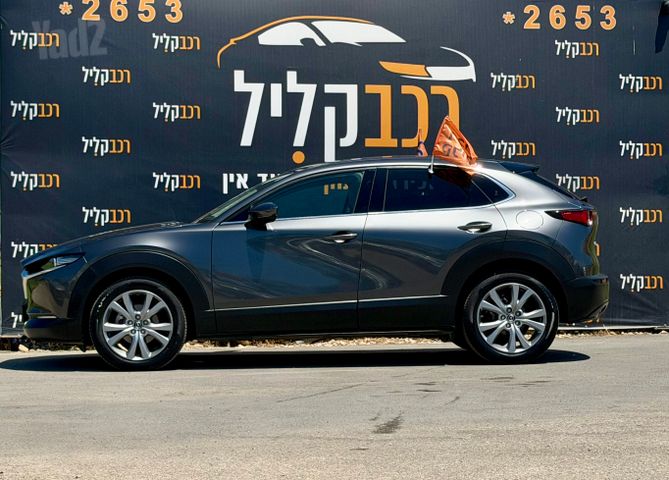 מאזדה CX-30