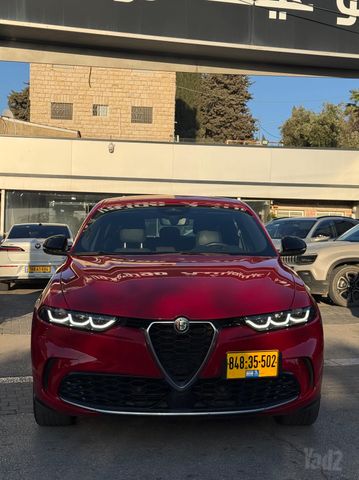 אלפא רומיאו טונלה