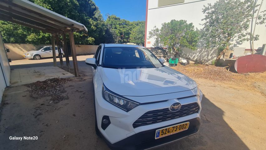 טויוטה RAV4