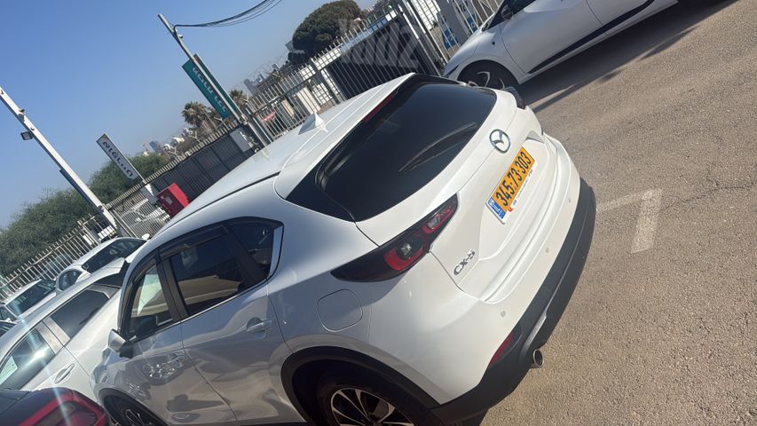 מודעת רכב מאזדה CX-5