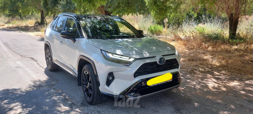 טויוטה RAV4