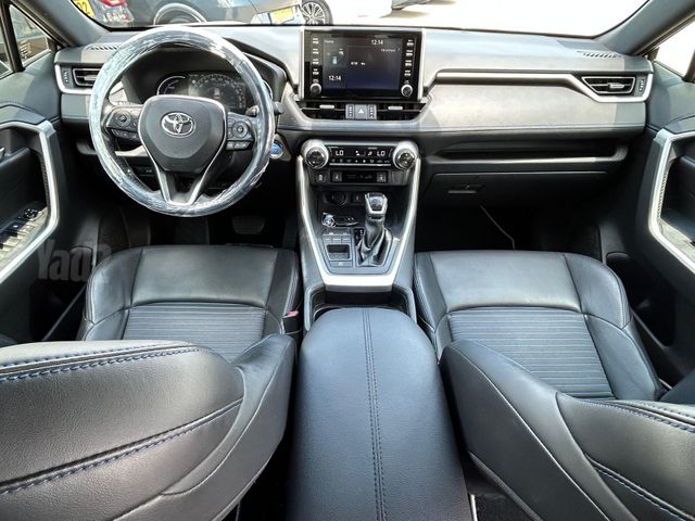 טויוטה RAV4