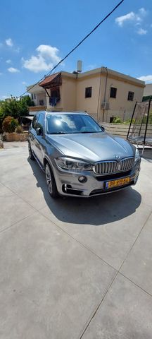 ב מ וו X5