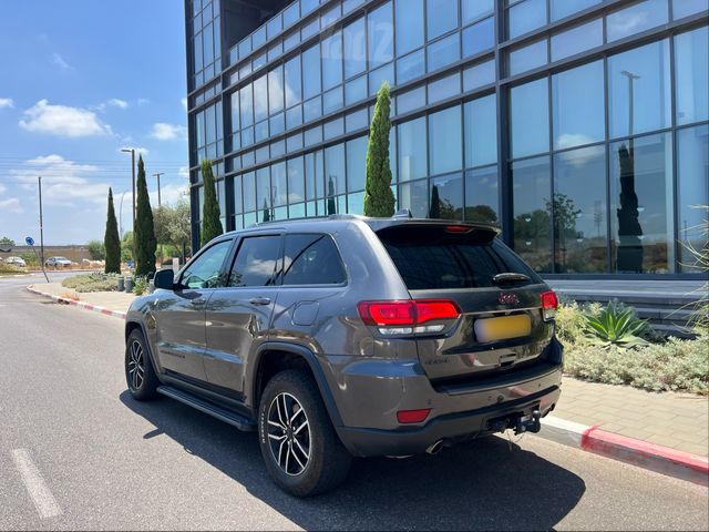 ג'יפ גרנד צ'ירוקי
