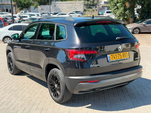 סקודה קארוק