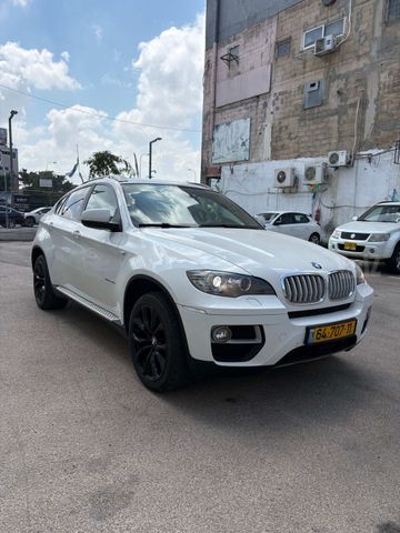 ב מ וו X6