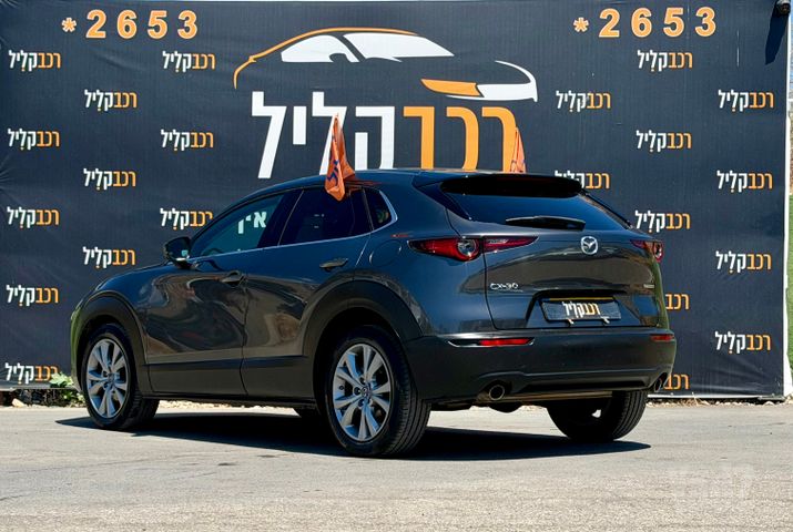 מאזדה CX-30
