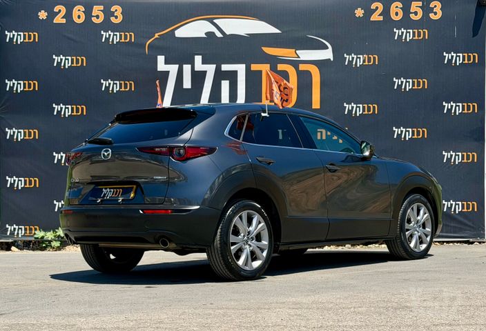 מאזדה CX-30