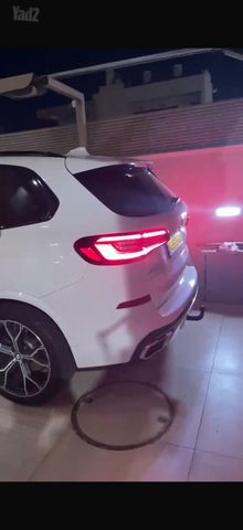 ב מ וו X5