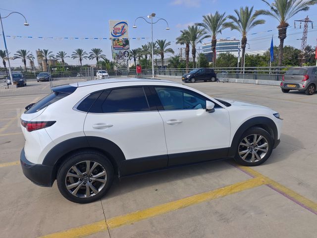 מאזדה CX-30
