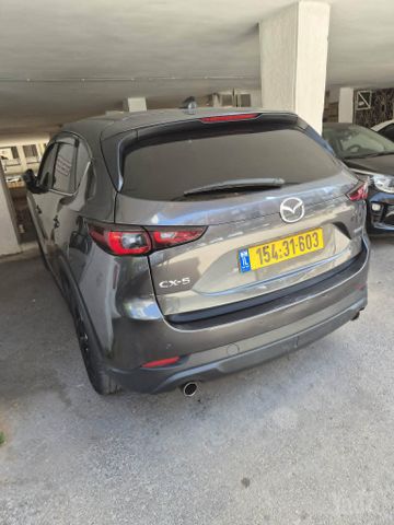 מודעת רכב מאזדה CX-5