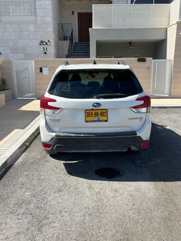 סובארו פורסטר