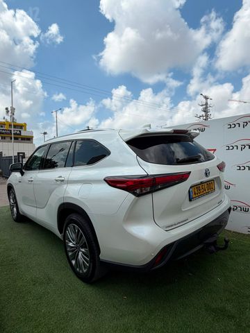 טויוטה היילנדר