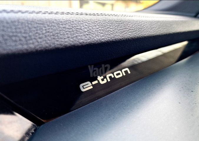 אאודי Q8 e-tron
