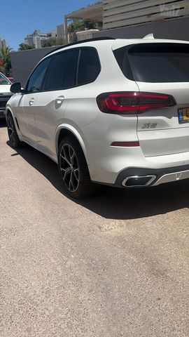 ב מ וו X5