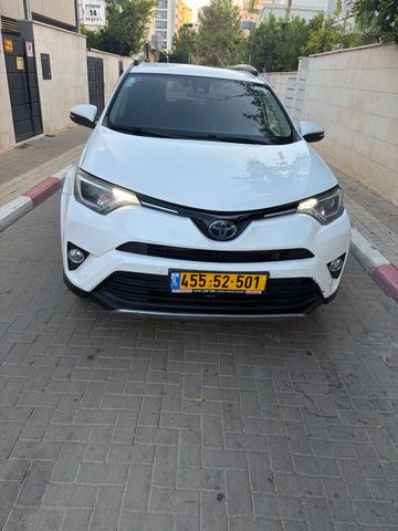 מודעת רכב טויוטה RAV4