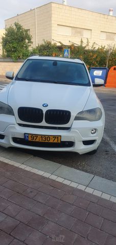 ב מ וו X5