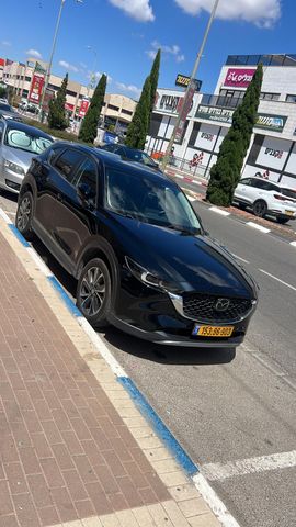מודעת רכב מאזדה CX-5