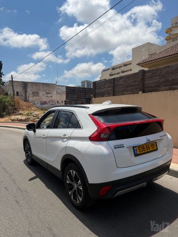 מיצובישי אקליפס קרוס