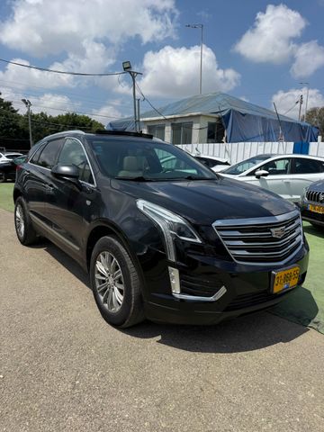 קאדילק XT5