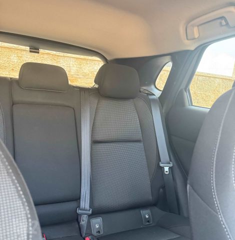 מודעת רכב מאזדה CX-30