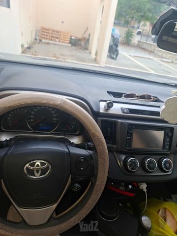 מודעת רכב טויוטה RAV4