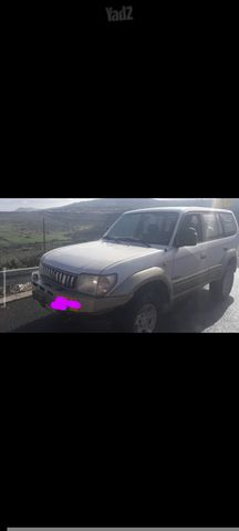 טויוטה לנד קרוזר