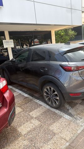 מודעת רכב מאזדה CX-3