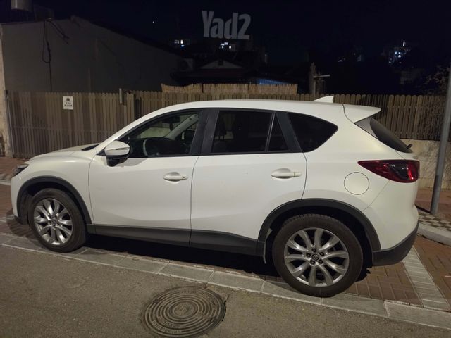מודעת רכב מאזדה CX-5