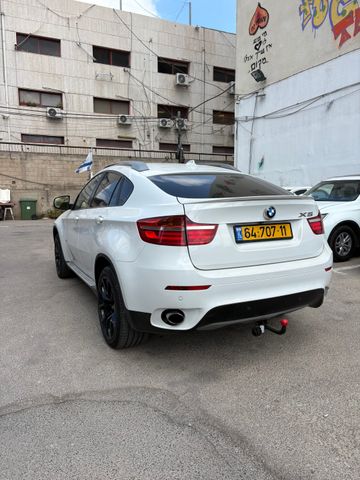 ב מ וו X6