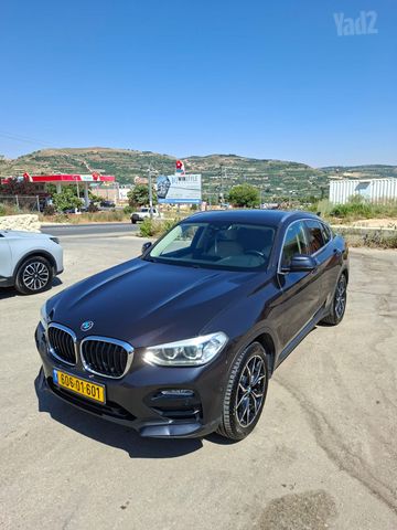 ב מ וו X4