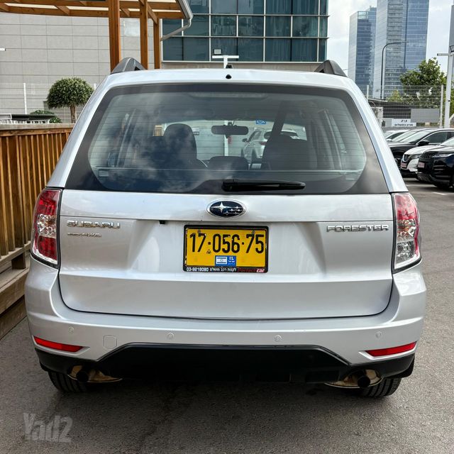 סובארו פורסטר
