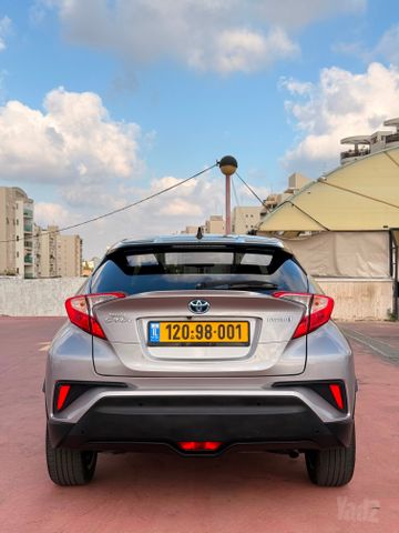 טויוטה C-HR