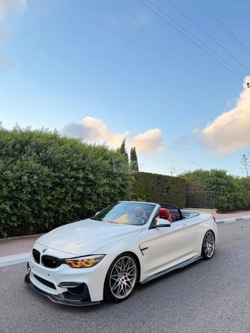 ב מ וו M4